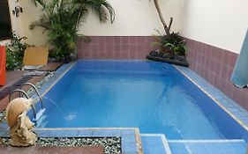Ayu Taman Sari